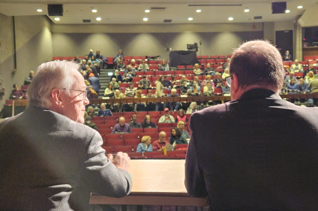 Same Auditorium, but sparsely populated.